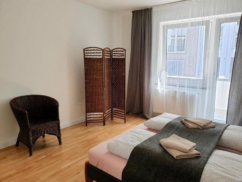 Bed, Bedroom, furniture, towels