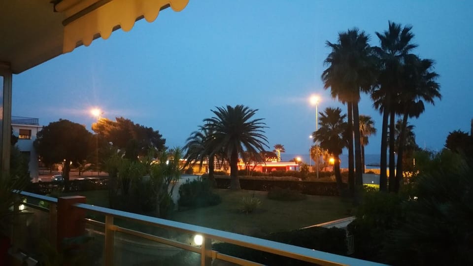 Patio, Night, Sea view