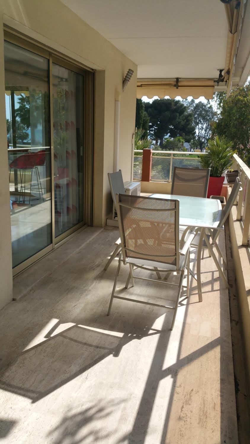 Balcony/Terrace, Dining area