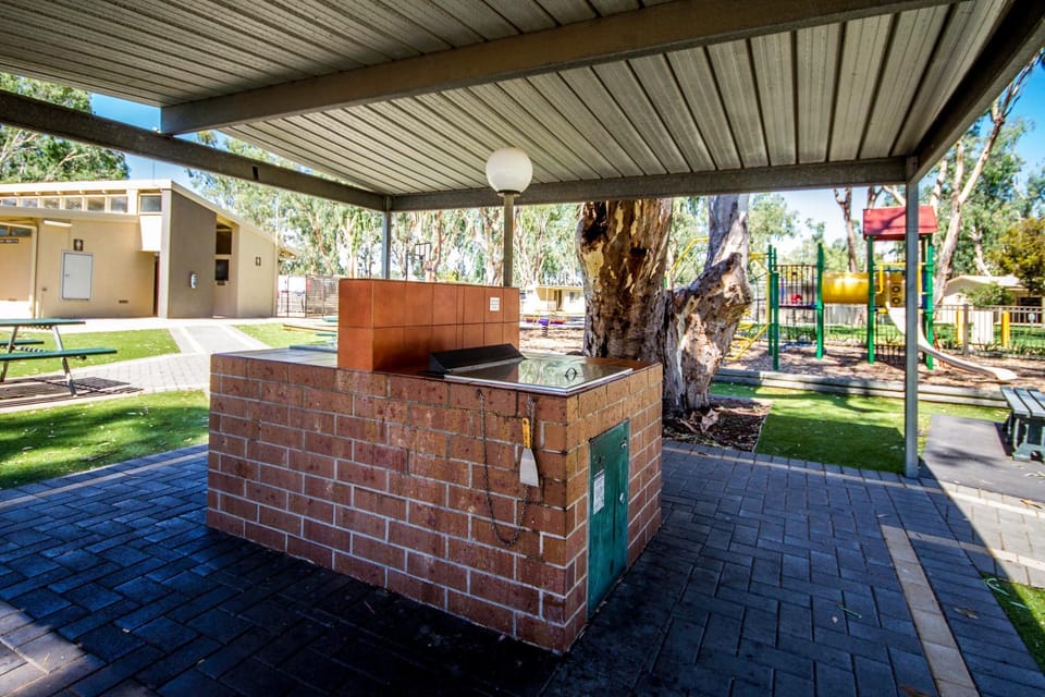 Property building, BBQ facilities, Children play ground, Evening entertainment, Family, Family
