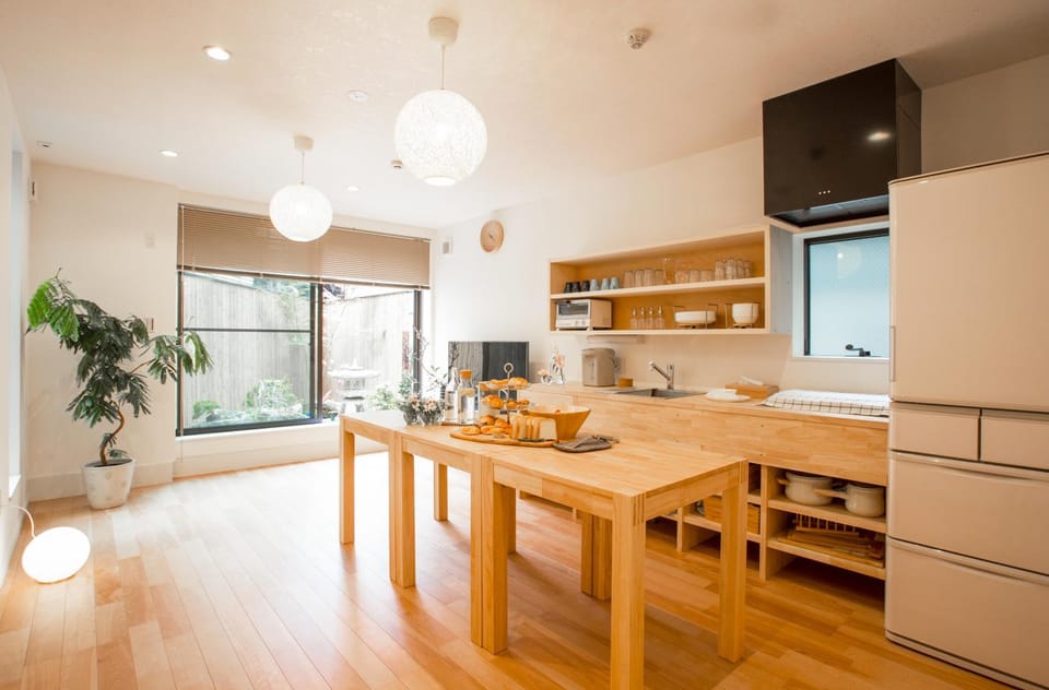 Communal lounge/ TV room, Kitchen or kitchenette, Communal kitchen