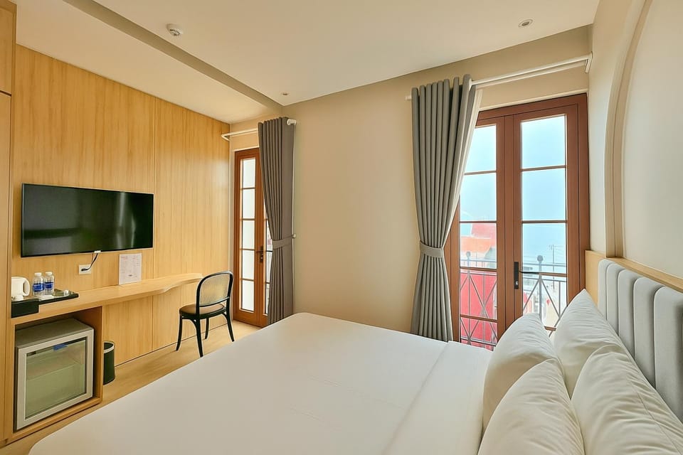 HANZ Lagoon Sunset Hotel Resort in Phu Quoc