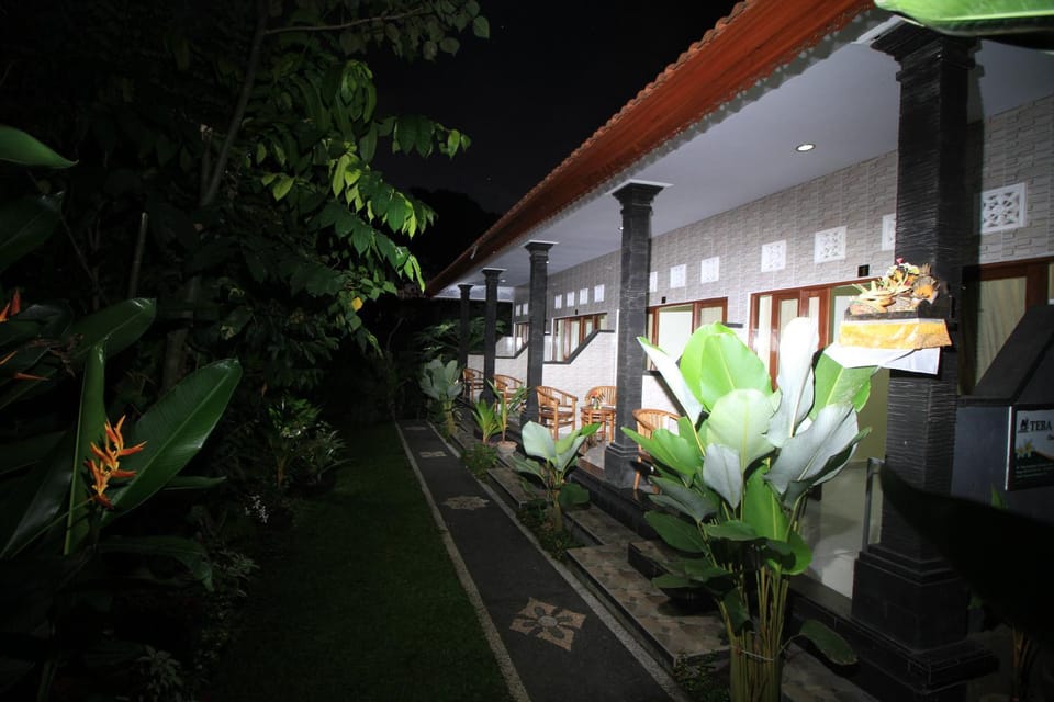 Teba Jati Guest House Bed and Breakfast in Sukawati