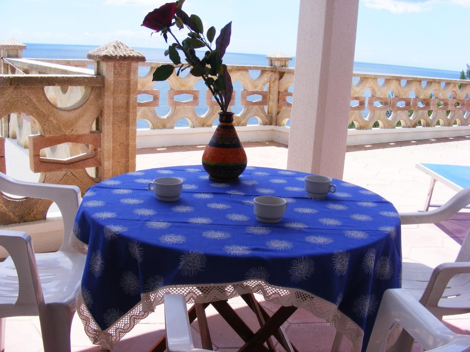 Garden, Balcony/Terrace, Sea view