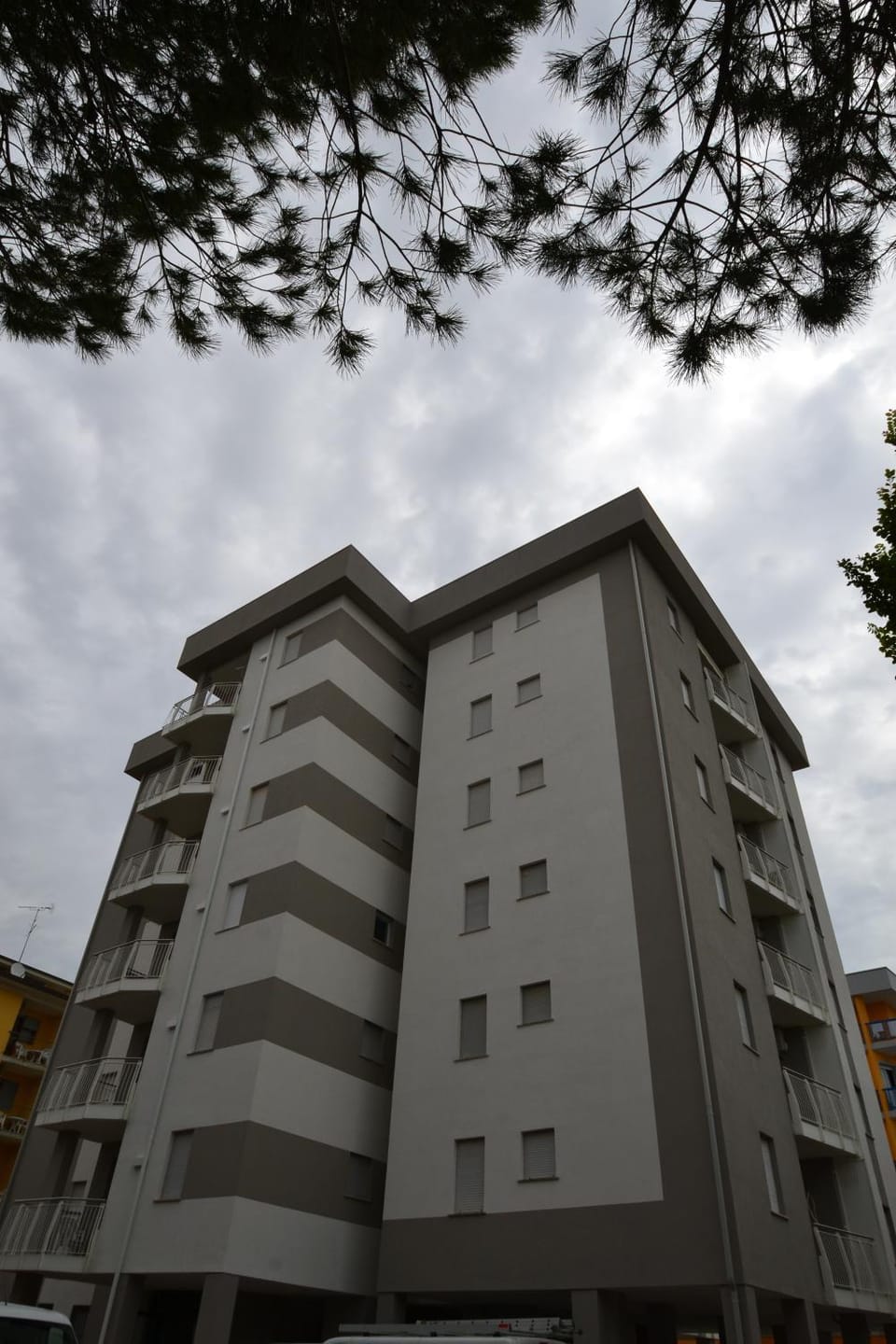 Property building, Facade/entrance, Neighbourhood