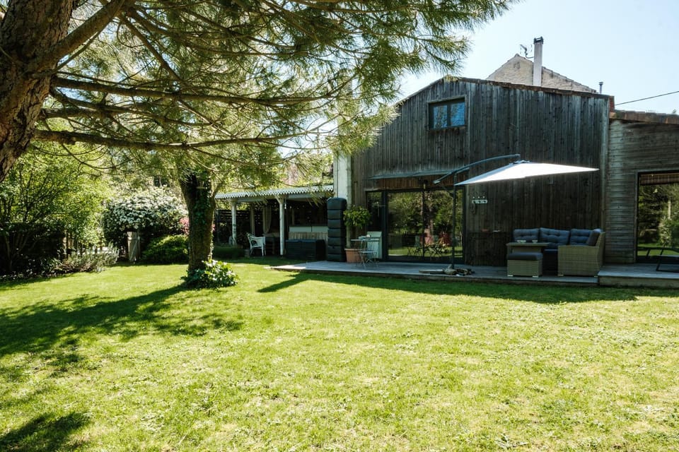 Property building, Patio, Garden, Garden view