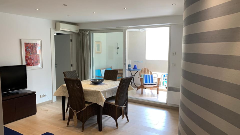 MC Apartment with Parking Apartment in Monaco