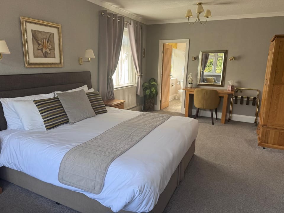 Bed, Bedroom