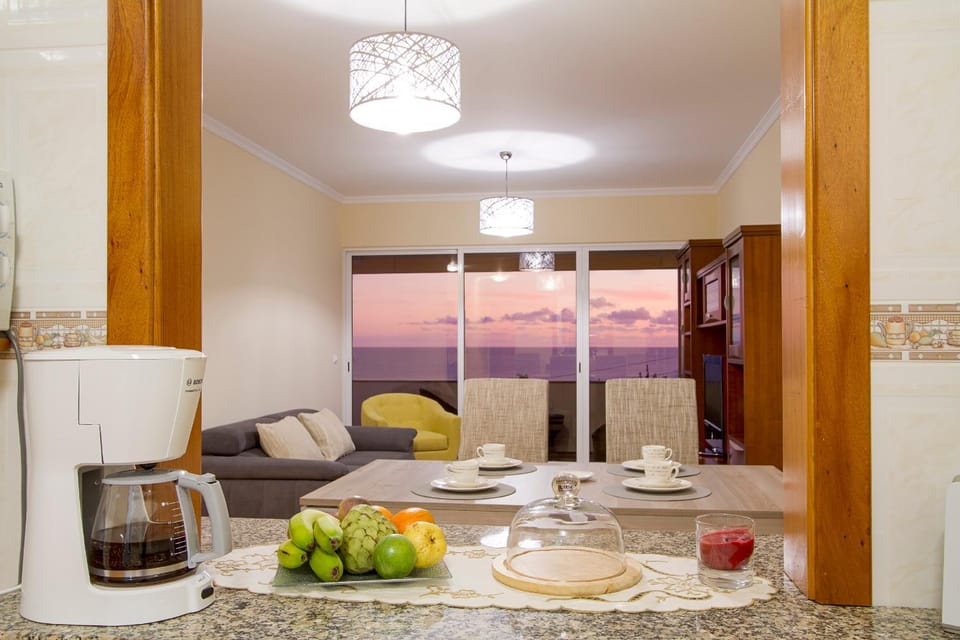 Apartamento do Avô Tomás Apartment in Madeira District