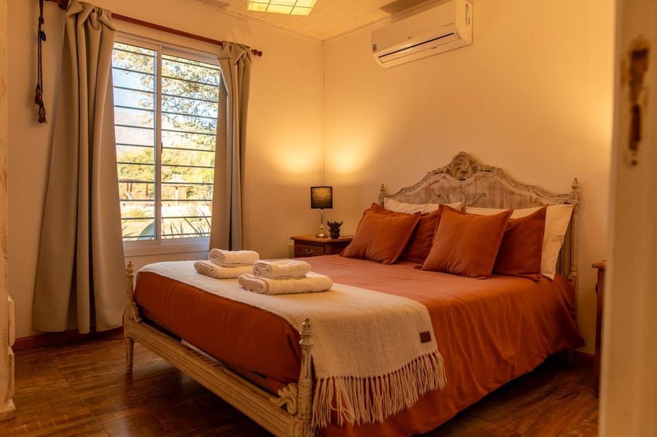 Bed, Photo of the whole room, Bedroom, towels, air conditioner