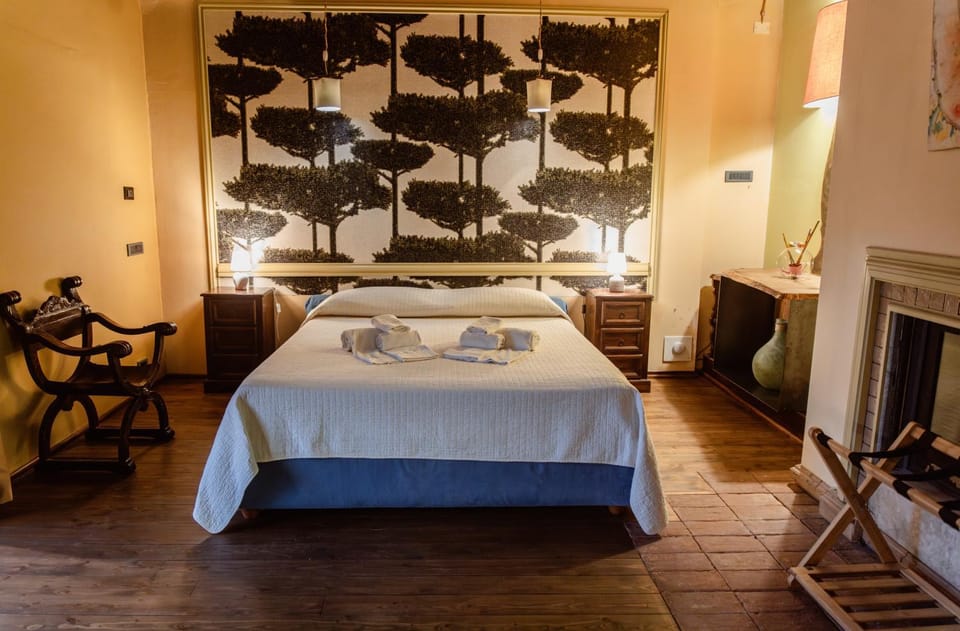 Bed, Photo of the whole room