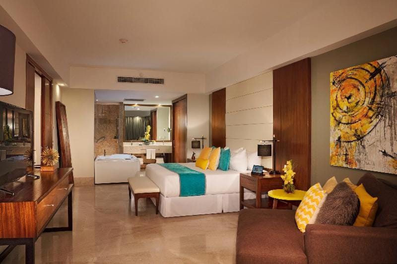 Altitude by Krystal Grand Los Cabos - All Inclusive Resort in San Jose del Cabo