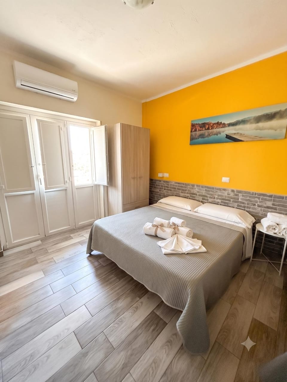 Spring, Bed, Winter, Summer, TV and multimedia, Balcony/Terrace, Photo of the whole room, Beach, Bedroom, Autumn, Food, Sunset, Family, hair dryier, heating, internet, internet, locker, towels, elevator, air conditioner
