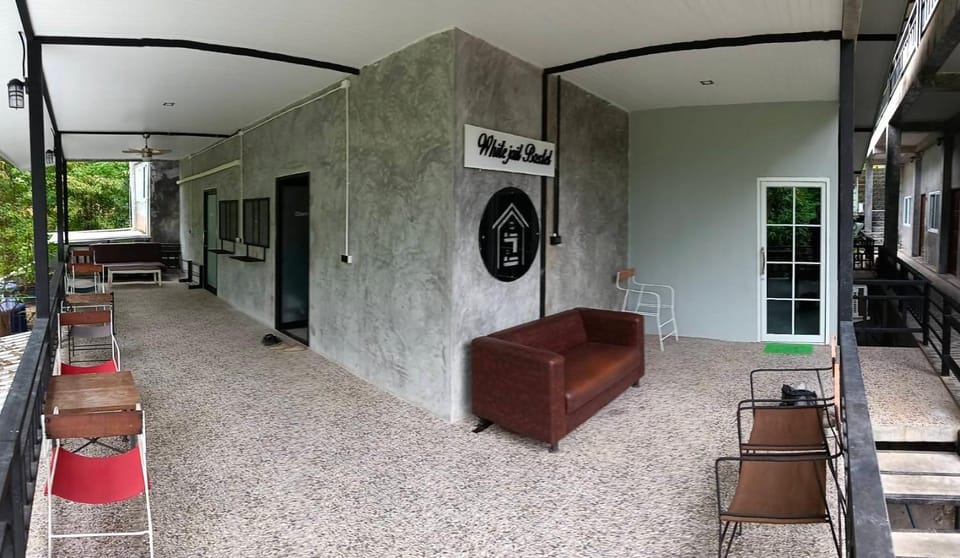 White Jail at Koh Tao Hostel Hostel in Ko Tao