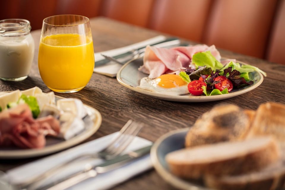 Buffet breakfast