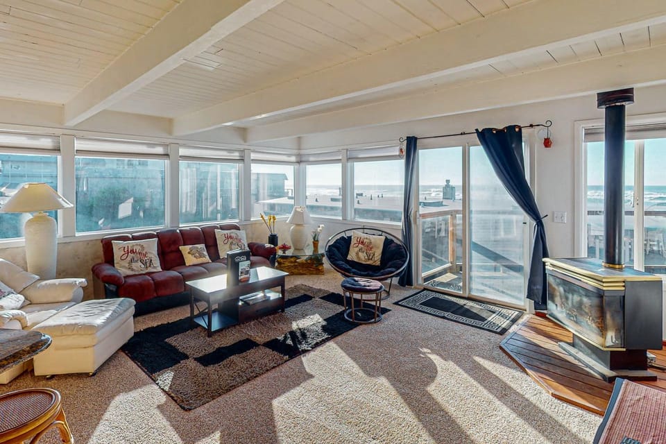 Sebastian's Crib Condo House in Devils Lake