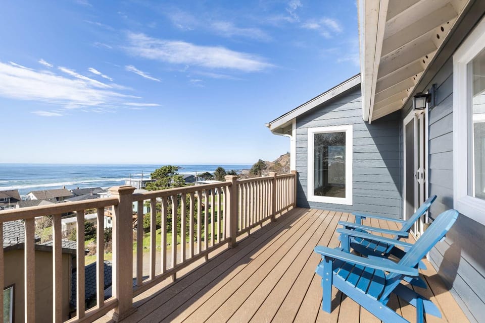 Annie's Windsong House in Lincoln City