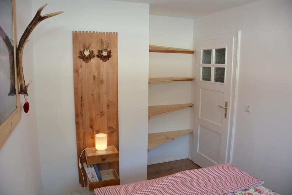 Day, Decorative detail, Bedroom