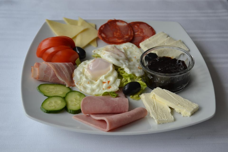 Breakfast, Breakfast