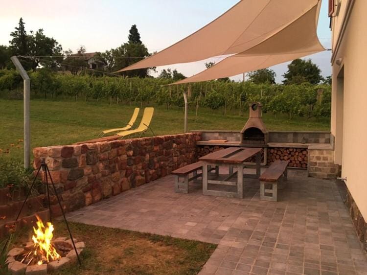 Patio, Garden