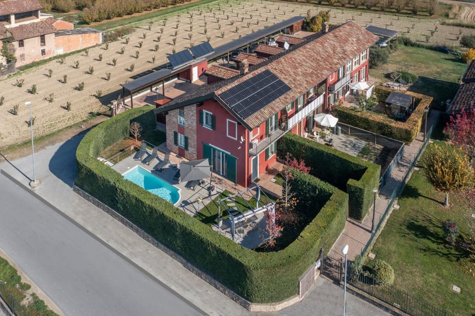 Bird's eye view, Swimming pool, Inner courtyard view