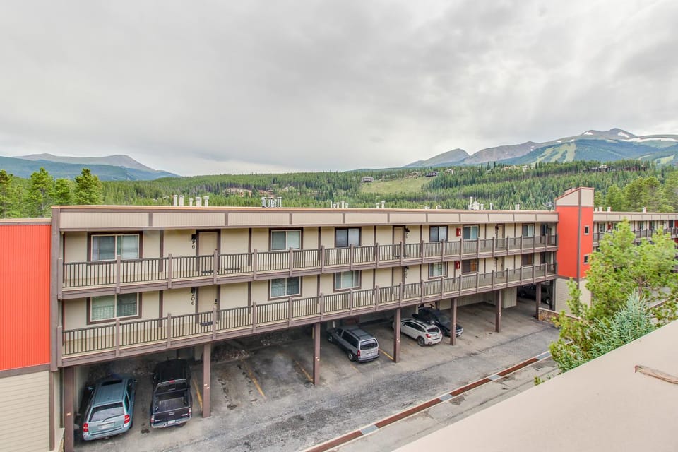Ski and Racquet Club Condo Apartment in Breckenridge