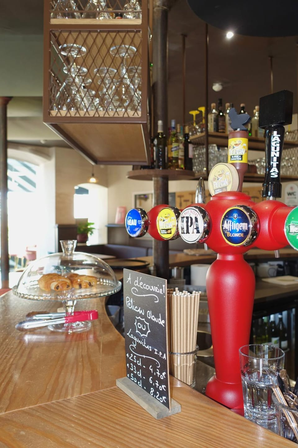 Lounge or bar