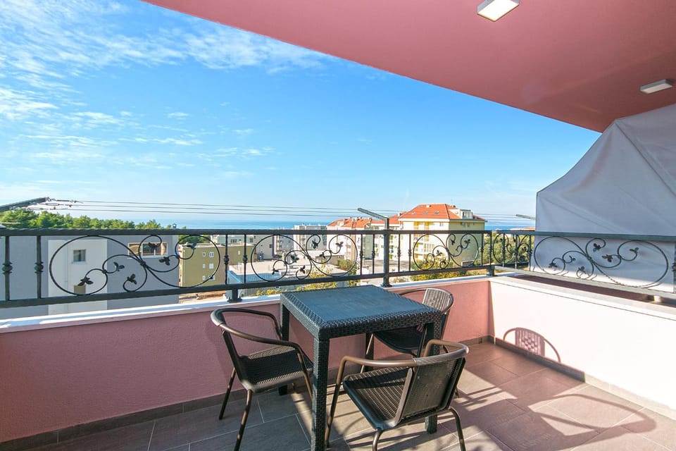 View (from property/room), Balcony/Terrace