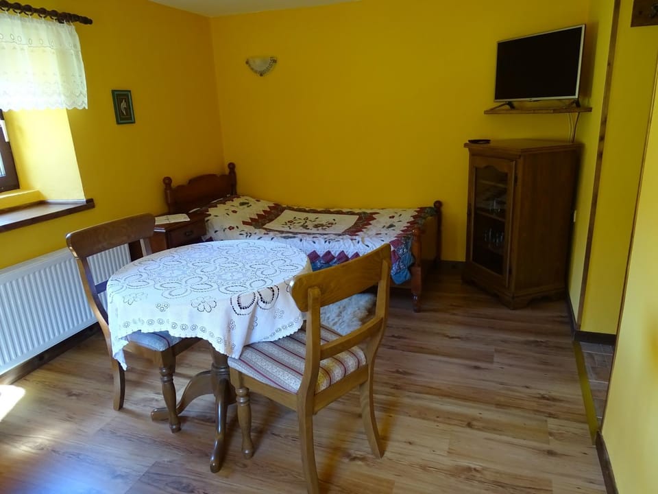 Apartmaji Pr-Gujlu Sela nad Podmelcem 5220 TOLMIN Apartment in Friuli-Venezia Giulia