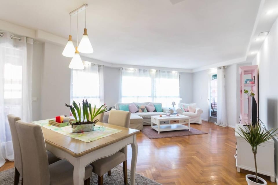 LovelyLoft Mercado Apartment in Alicante