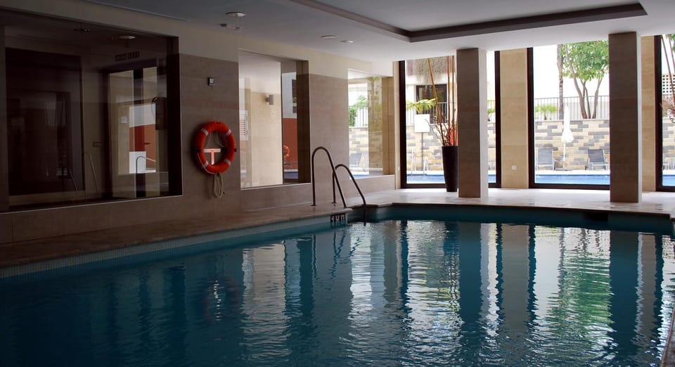 Pool view, Swimming pool