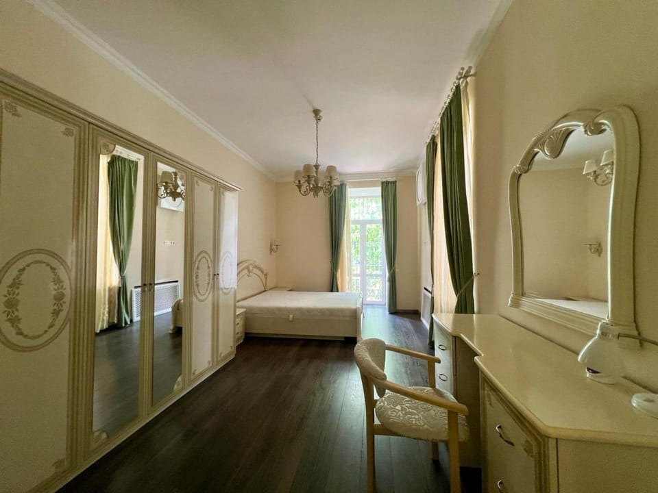 Apartment - Independence Square Apartment in Kiev City - Kyiv