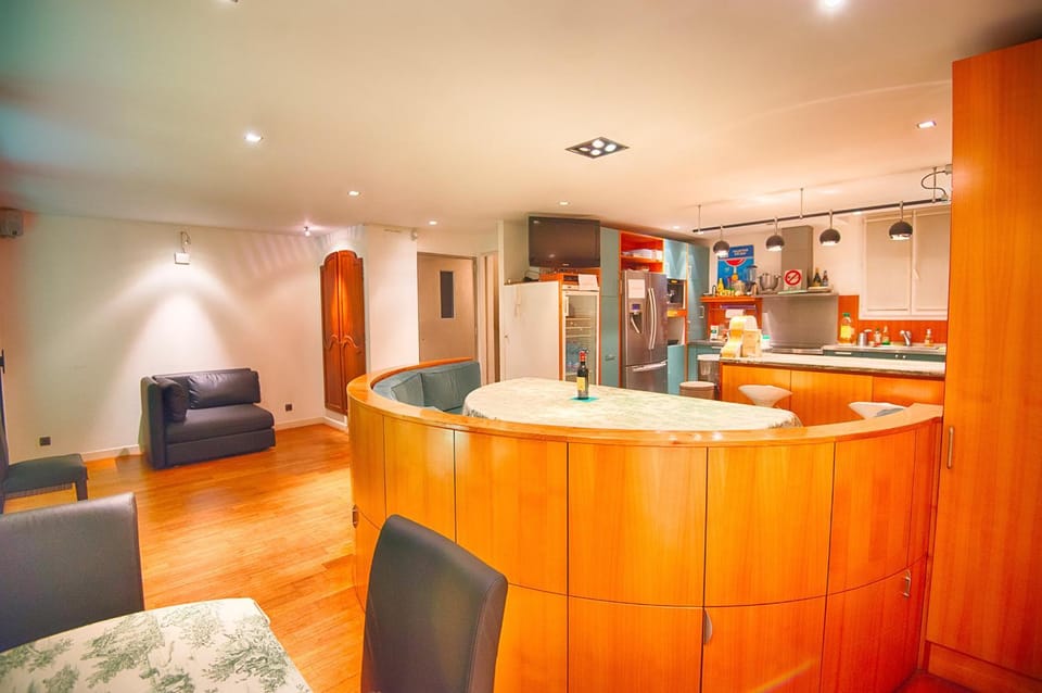 People, People, Decorative detail, On site, Swimming pool, Family, Family, Internal: Not applicable to any particular room