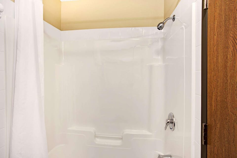 Bathroom, Photo of the whole room, On site