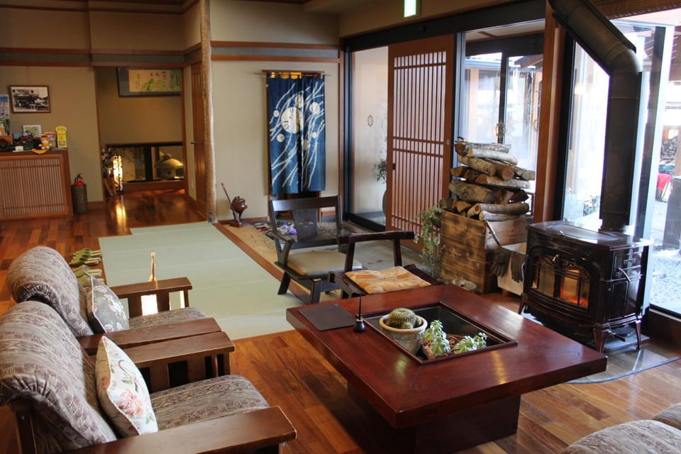 Communal lounge/ TV room