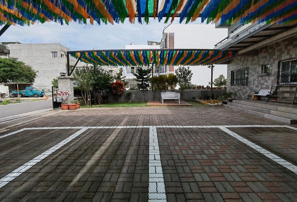 Patio, Garden view, Parking