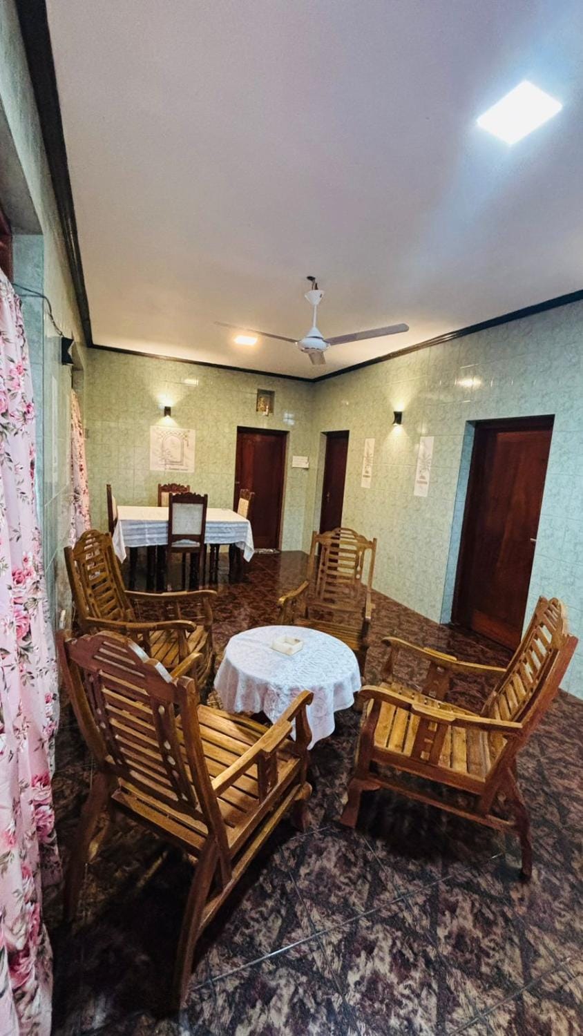 SunStone Apartments Apartment in Hikkaduwa