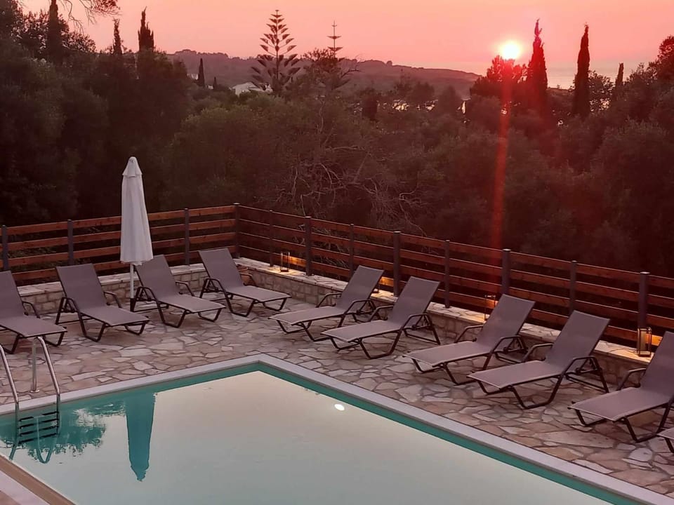 Natural landscape, Pool view, Sunset