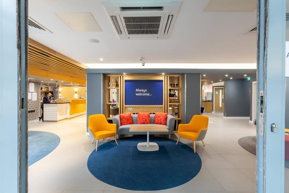 Property building, Seating area