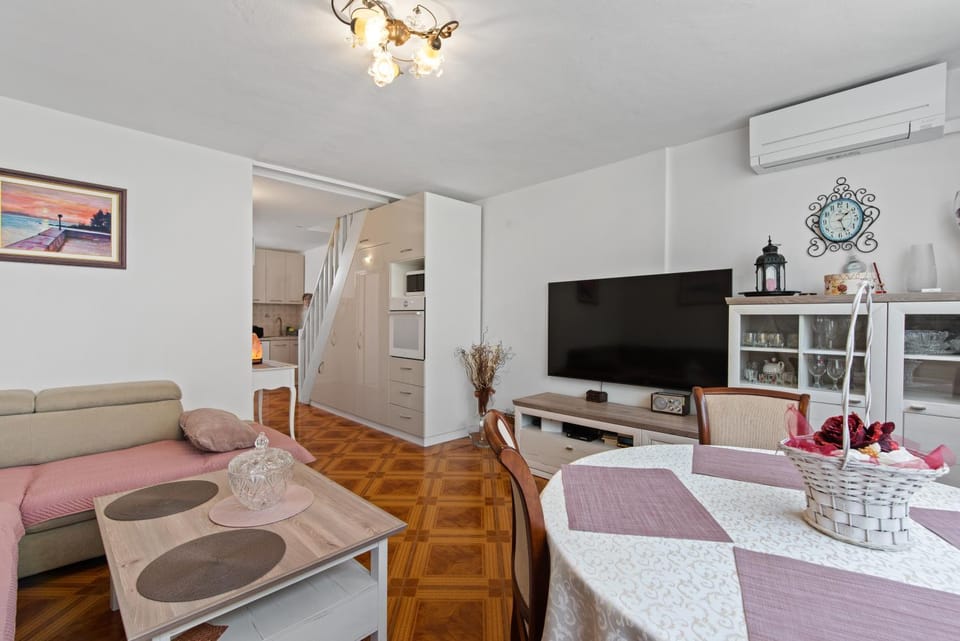 Apartment Kiara Apartment in Istria County