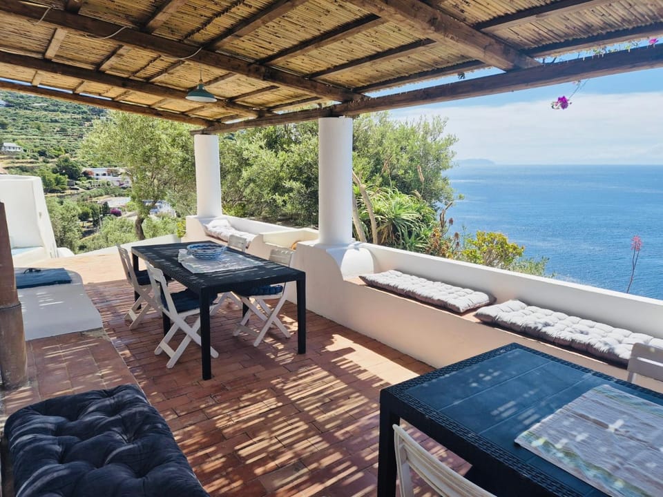 Patio, Natural landscape, Balcony/Terrace, Dining area, Sea view