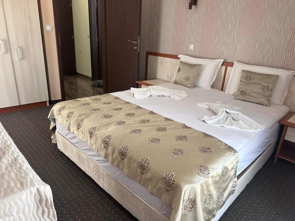 Guest House SG-BROTHERS Bed and Breakfast in Burgas Province
