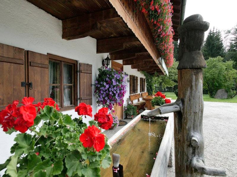 Pension Mooserlehen Bed and Breakfast in Berchtesgadener Land