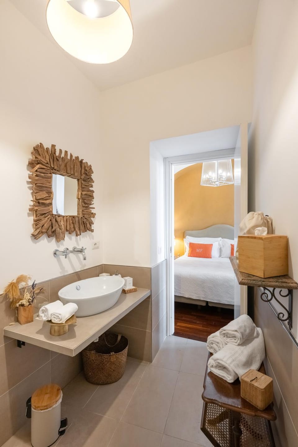 Bathroom, Photo of the whole room
