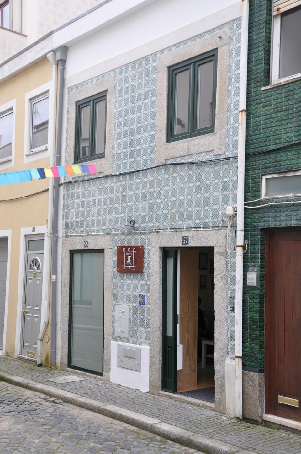 Facade/entrance
