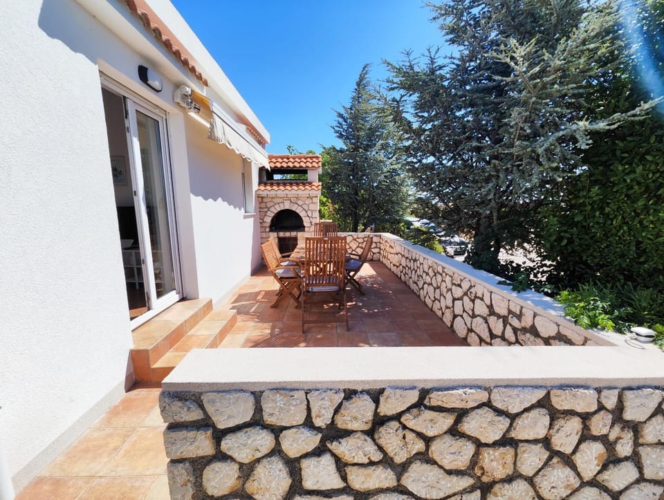 Lavender House House in Novalja