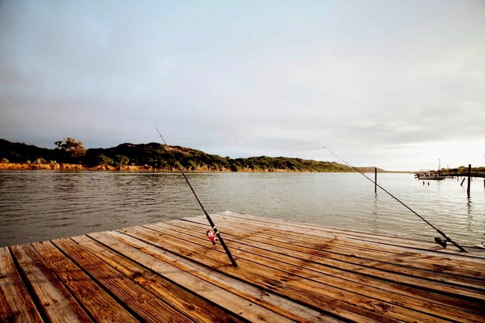 Nearby landmark, Spring, Off site, Day, Night, People, Neighbourhood, Natural landscape, Activities, Winter, Summer, Fishing, Nightclub / DJ, Skiing, Other, Beach, Windsurfing, Canoeing, Hiking, Cycling, Diving, Evening entertainment, Animals, Autumn, On site, Guests, Lake view, River view, Area and facilities, Sports, Entertainment, Seasons, Time of day, Location, Sunrise, Sunset, children, Family