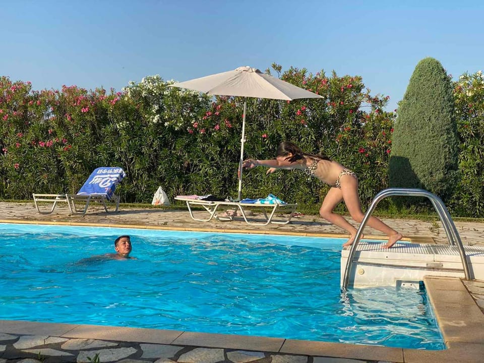 Swimming pool, Swimming pool