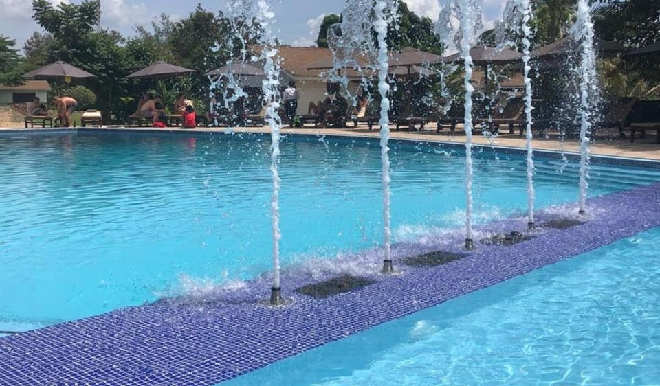 Swimming pool