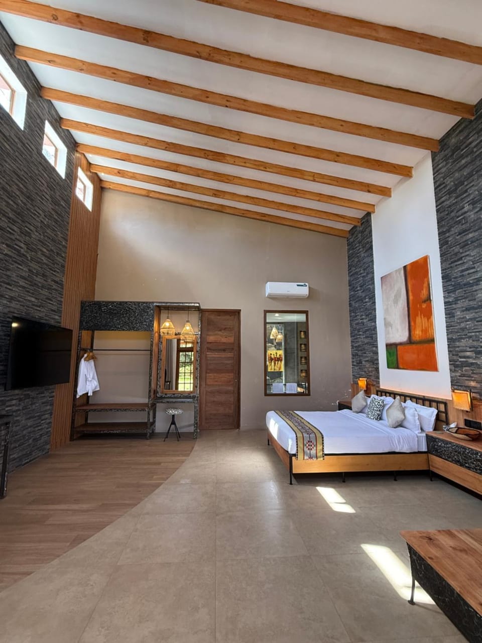 Bed, Photo of the whole room
